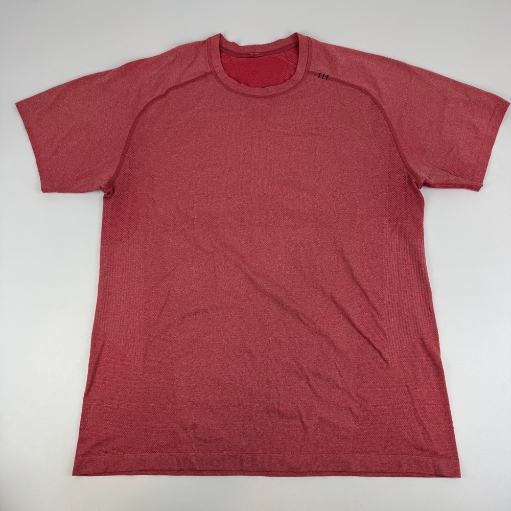 Lululemon Mens Size L Metal Vent Tech Short Sleeve Shirt Red Gym Training